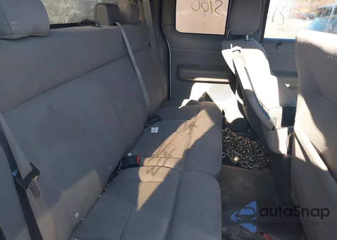 2006 Ford F-150 Stx/Xl/Xlt from USA, damaged, VIN 1FTRX14W06NA02575